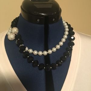 White House Black Market Convertable Necklace